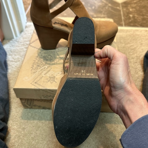 Free People Clogs - Picture 2 of 5